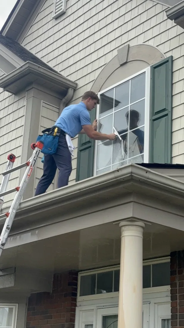 Finishing the lower half of an arched second-floor window